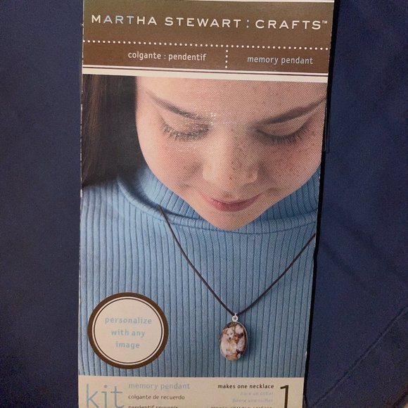 Brand New Martha Stewart Crafts Memory Pendant Kit - Picture 1 of 6